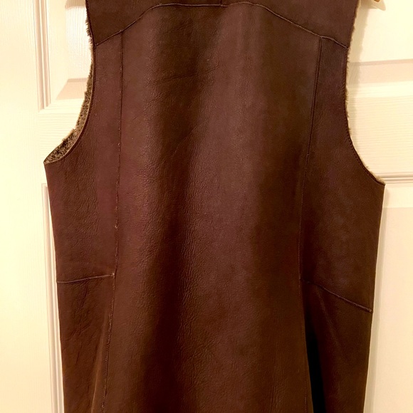 Vince L shearling vest - Picture 5 of 5